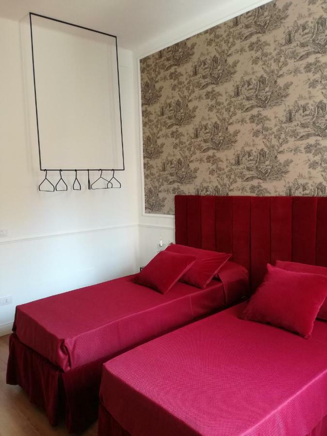 Bloom Rooms Foligno Exterior photo